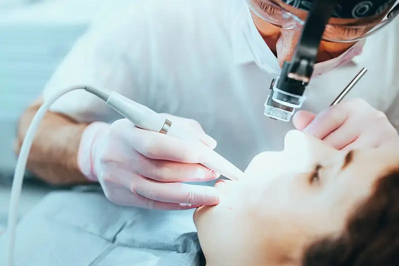 Success rates of endodontic treatments.